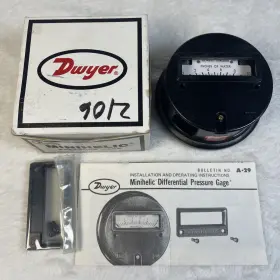 5010 Dwyer Minihelic Pressure Gauge Model 0-10 Inches Of Water /max 5 Psig