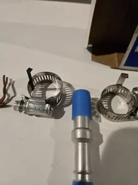 A8226 Everco Industries 7/16 To 9/16 Heat Ac Barbed Adapter An Clamps No #3 A8226 Everco Industries 7/16 To 9/16 Heat Ac Barbed Adapter An Clamps No #3