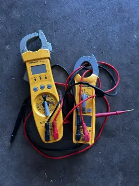 Sc260 Fieldpiece Sc67 Voltmeters And #2