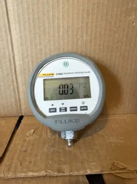 3826416 Fluke 2700g Reference Pressure Gauge