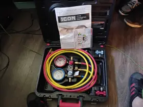 Icon 810033890420 Complete Refrigerant A/c Manifold Gauge Set - Precision Gauges And Hoses Included