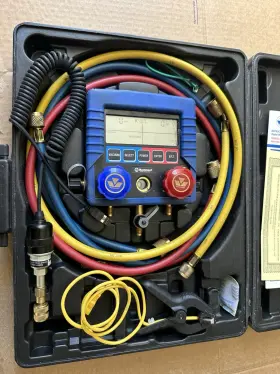99772 Mastercool Digital Manifold Kit