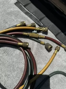 22985 Nrp Refrigerant 1/4 700 Psig Manifold Hose Set 3 Qty 5 Ft #3 22985 Nrp Refrigerant 1/4 700 Psig Manifold Hose Set 3 Qty 5 Ft #3