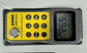 Utg-2900 Phase Ii Ultrasonic Thickness Gauge With Thru Coating Near Mint #2