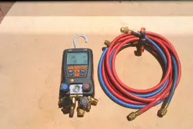 0564-5570 Testo 557 Digital Manifold