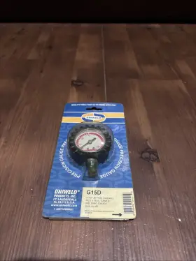 L38-173 Uniweld New Precision Pressure Gauge G30ld