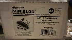Mxcd06-2 Vanguard Minibloc 3/8 Inch - 6 Port With Valves