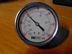 Lf251-v30-4b Weiss Lf251-vac-4l 30-0-30 Psi&kpa 1/4 Inch Back Liquid-filled Severe Service Gauge