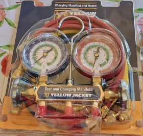 42007 Yellow Jacket Manifold With 3-1/8 Inch Gauges 60 And Extra Fittings Adapters